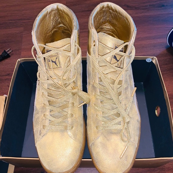 Puma Shoes - PUMA X Meek Mill 24k Gold Suede Mid Classic